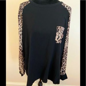 Women’s  Black Leopard Print Top Size 4X